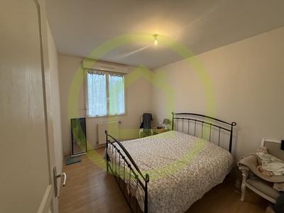 Maison - 83 m² - 4 pièces