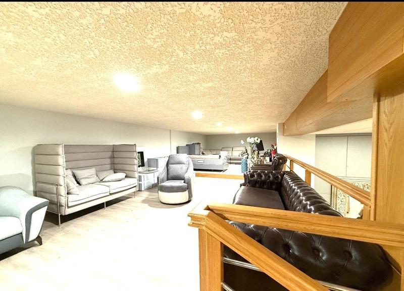 Propriété - 869 m² - 22 pièces