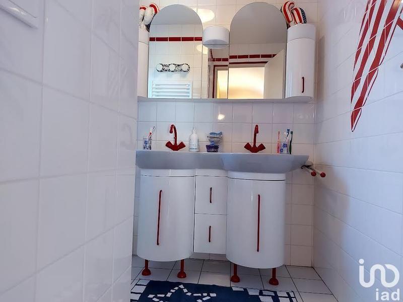 Maison - 180 m² - 5 pièces