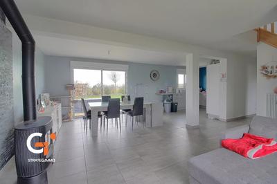 Maison - 103 m² - 4 pièces