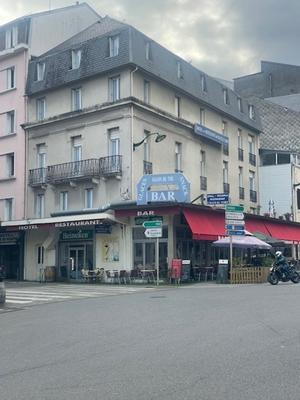 Fonds de commerce - 1 400 m²