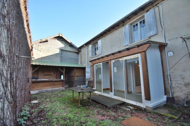 Maison - 97 m² - 7 pièces