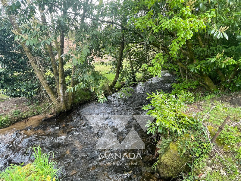 Maison - 225 m² - 6 pièces