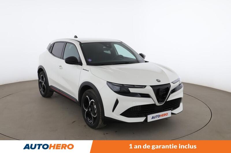Alfa Romeo Junior 1.2 Ibrida Speciale Dct6 136 ch