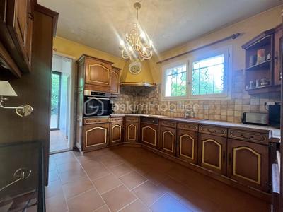 Villa - 216 m² - 5 pièces