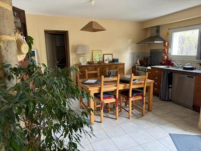 Propriété - 153 m² - 3 pièces