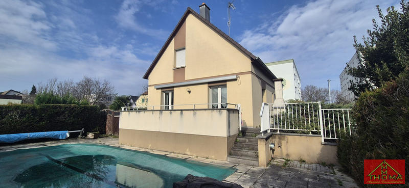 Maison - 82 m² - 5 pièces
