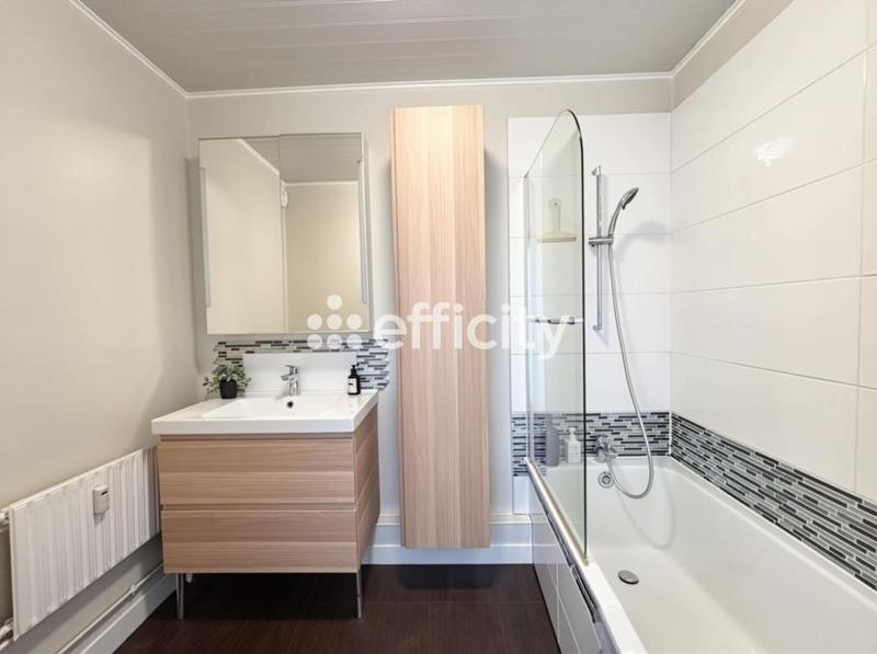 Appartement - 86 m² - 5 pièces