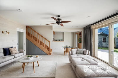 Maison - 93 m² - 5 pièces