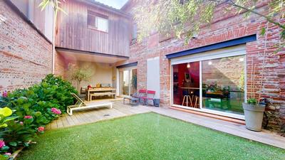 Maison - 217 m² - 4 pièces