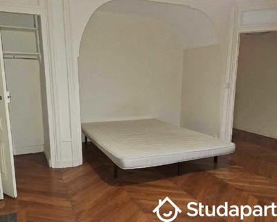Chambre - 40 m² - 1 pièce