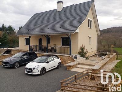 Maison - 157 m² - 7 pièces