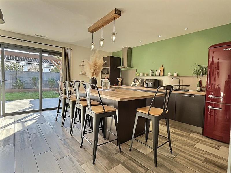 Maison - 87 m² - 4 pièces