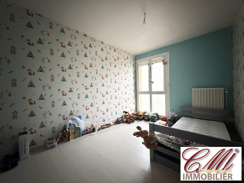 Maison - 100 m² - 5 pièces