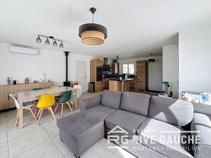 Maison - 92 m² - 4 pièces