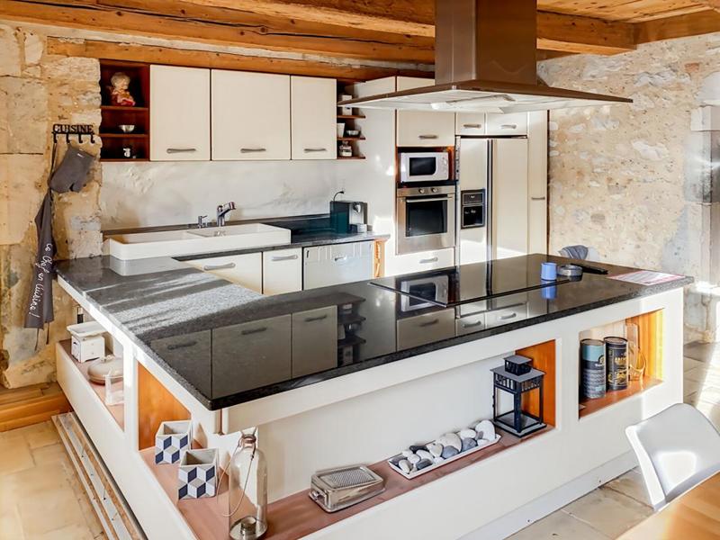 Corps de ferme - 500 m² - 4 pièces