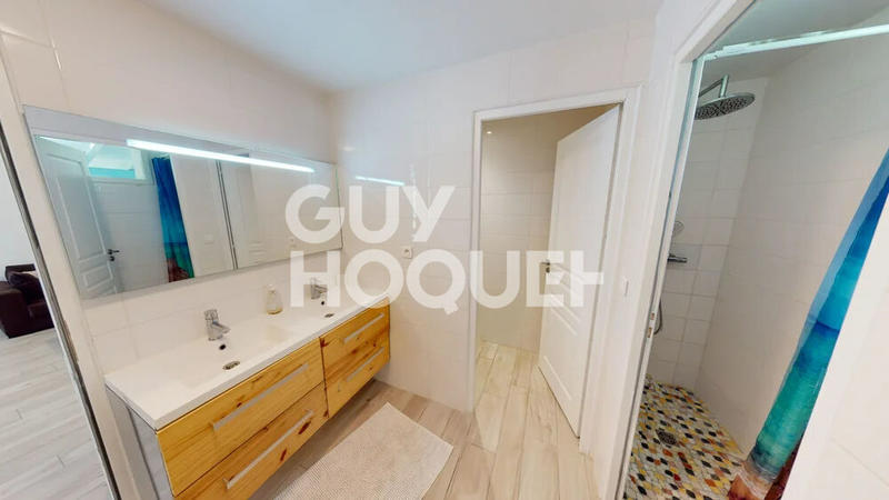 Maison - 179 m² - 6 pièces