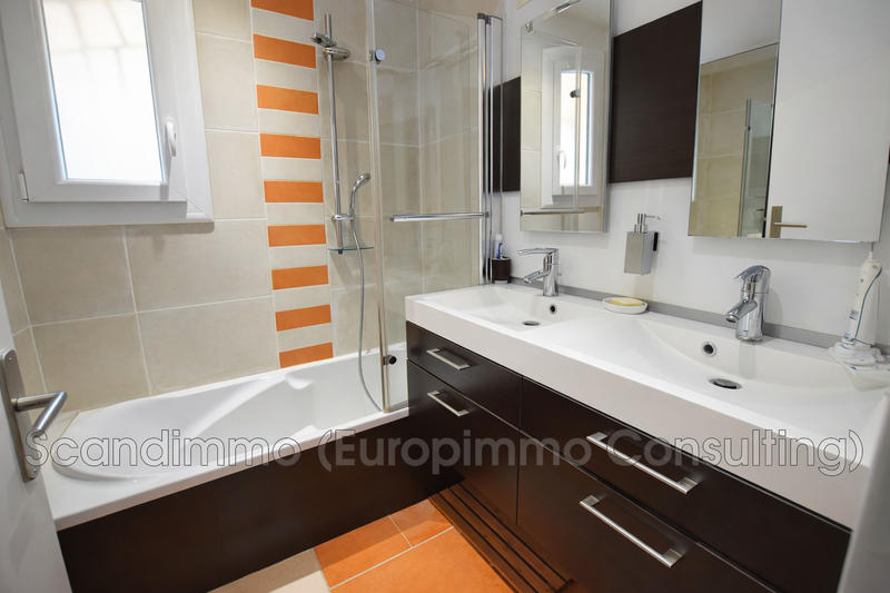 Maison - 101 m² - 5 pièces