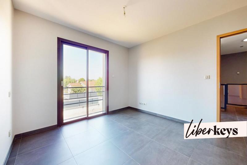 Maison d'architecte - 214 m² - 5 pièces