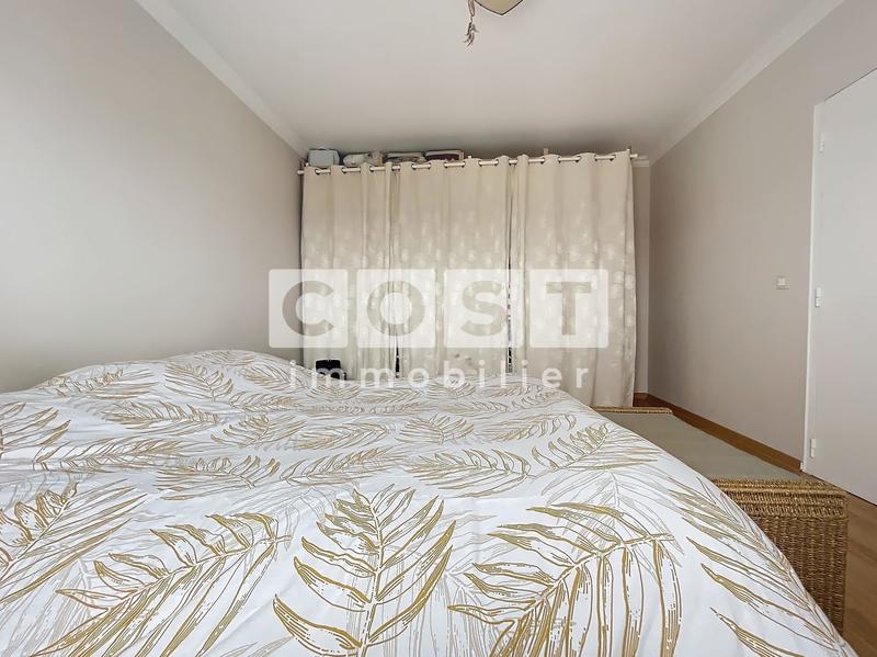 Appartement - 90 m² - 4 pièces