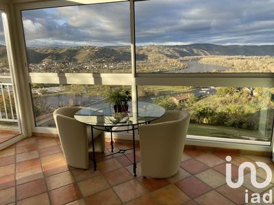 Maison - 147 m² - 5 pièces