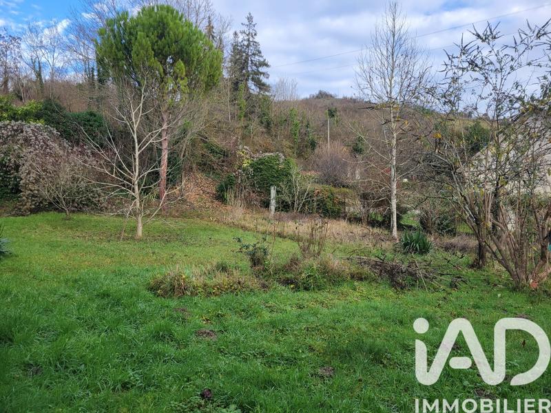 Maison - 230 m² - 11 pièces