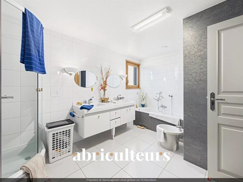 Maison - 180 m² - 7 pièces