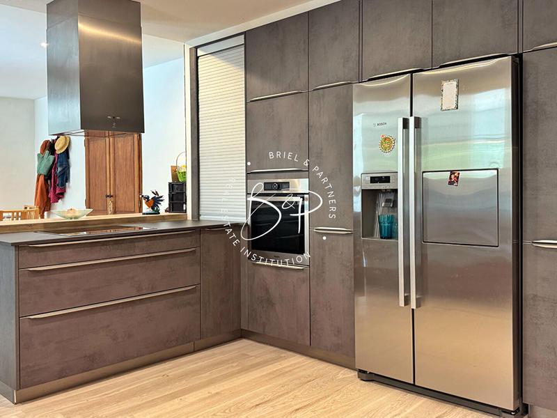 Maison - 104 m² - 5 pièces