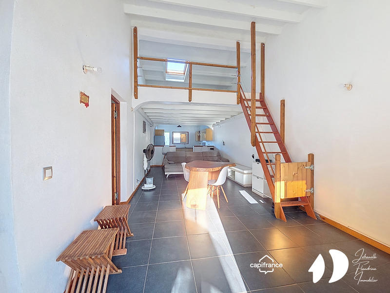 Maison - 91 m² - 5 pièces