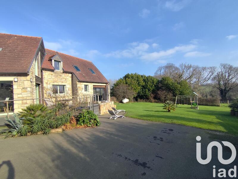 Maison de maîtres - 175 m² - 7 pièces