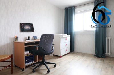 Appartement - 80 m² - 4 pièces