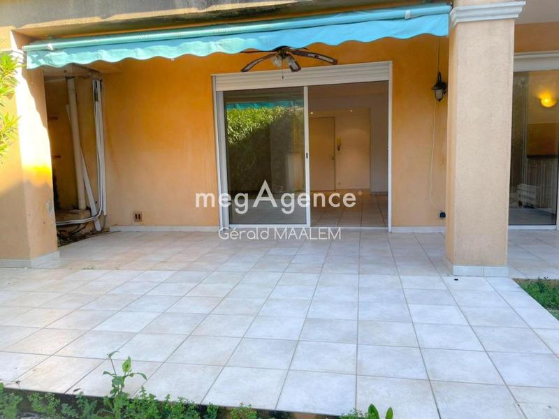 Appartement - 93 m² - 3 pièces