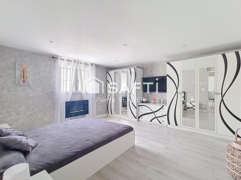 Maison - 173 m² - 6 pièces