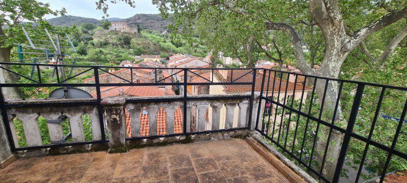 Maison - 160 m² - 11 pièces