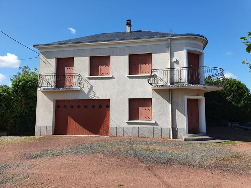 Maison - 210 m² - 6 pièces