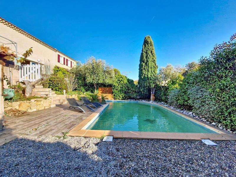 Villa - 164 m² - 6 pièces