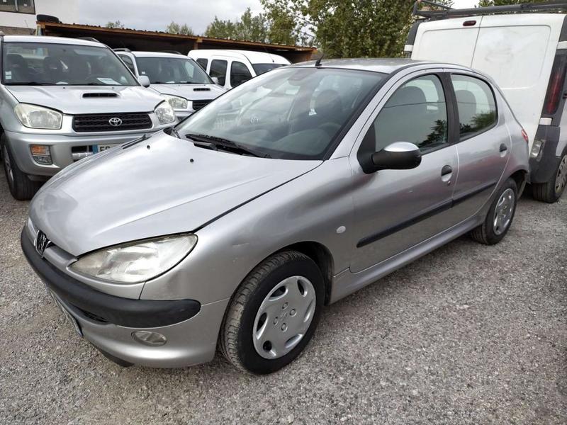 Peugeot 206 1,4i Xt 75cv Pack Clim Boite Auto