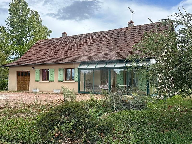 Maison - 95 m² - 5 pièces