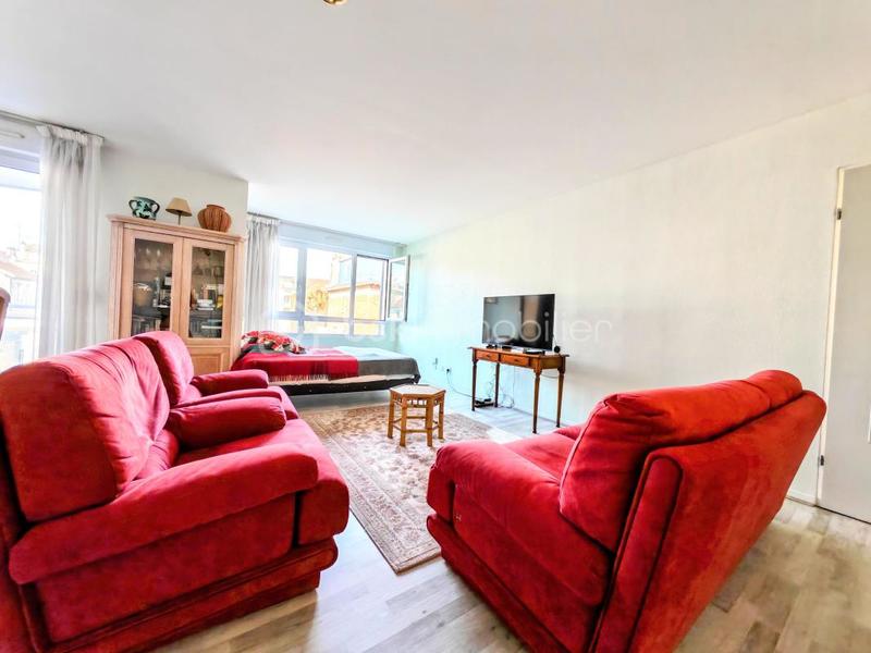 Appartement - 70 m² - 3 pièces