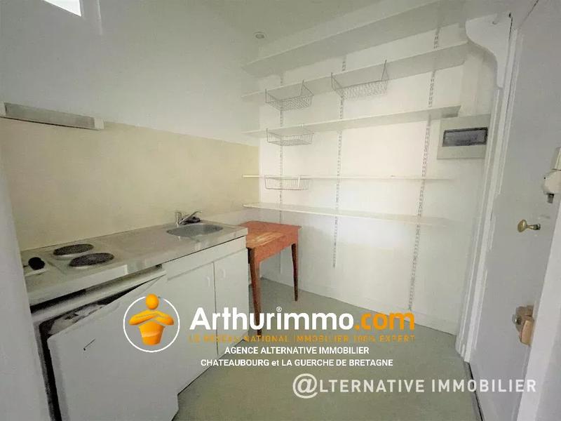 Studio - 25 m² - 1 pièce