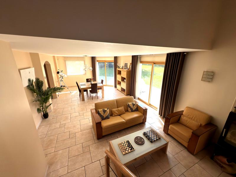 Maison - 156 m² - 5 pièces