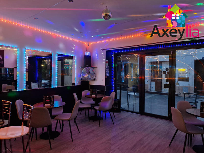 Fonds de commerce - Magasins - 123 m²