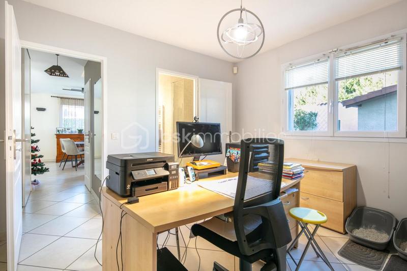 Maison - 145 m² - 6 pièces