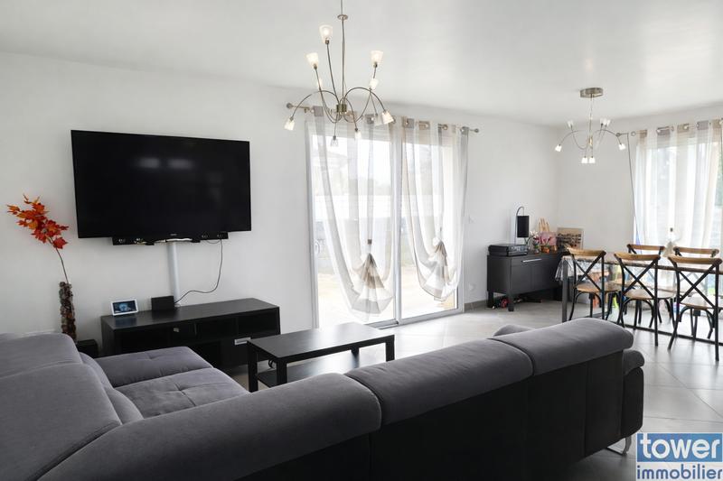 Maison - 100 m² - 4 pièces