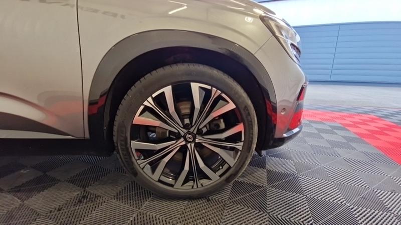 Renault Espace VI E-Tech Hybrid 200 Iconic