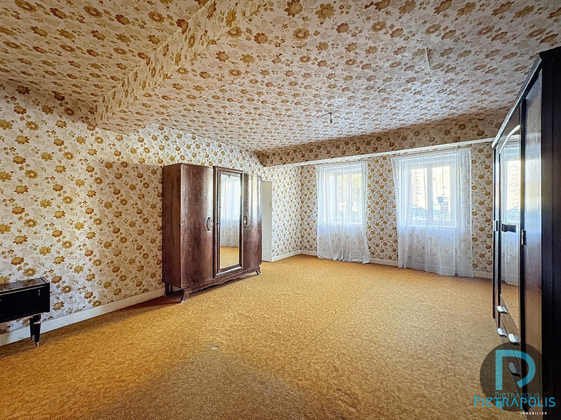 Maison - 150 m² - 6 pièces