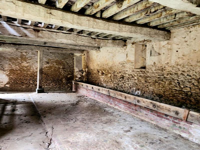 Grange - 217 m² - 3 pièces