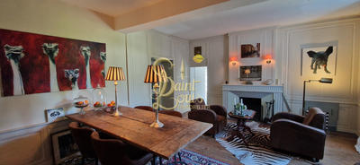 Maison - 208 m² - 7 pièces