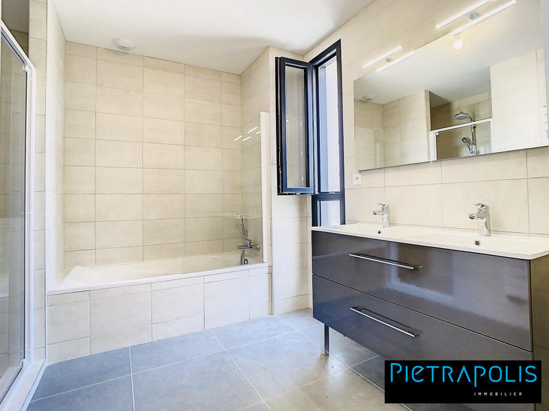 Maison contemporaine - 127 m² - 5 pièces