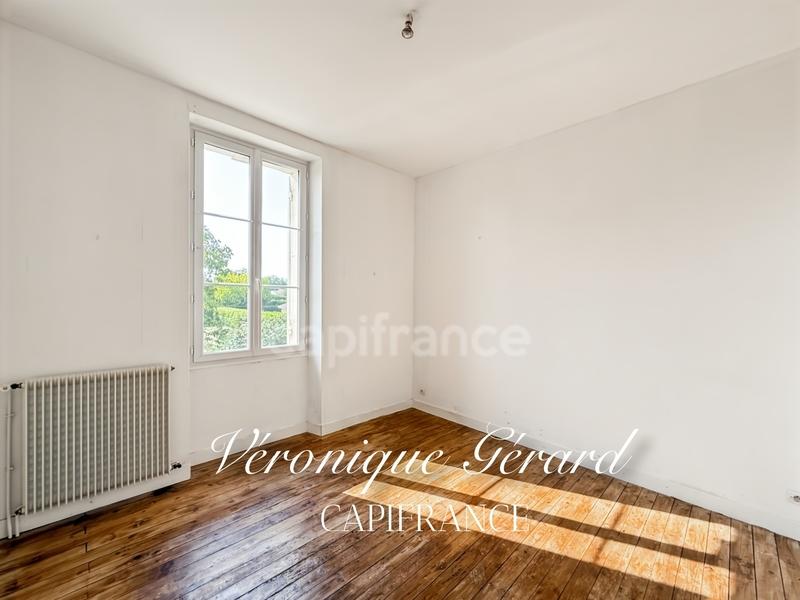 Maison en pierre - 179 m² - 8 pièces
